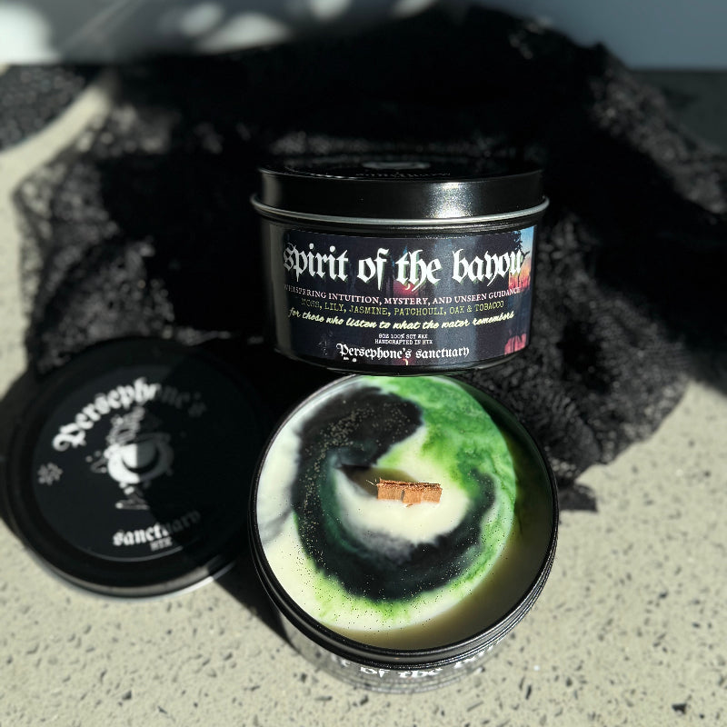 SOUTHERNGOTHICCANDLE