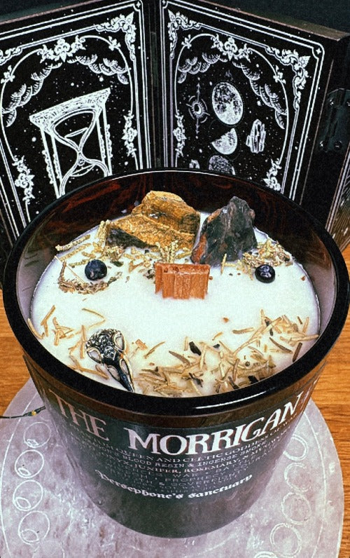 Morrigan Candle