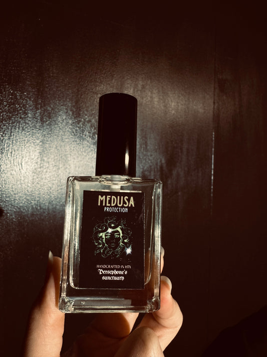 Medusa Goddess intention perfume